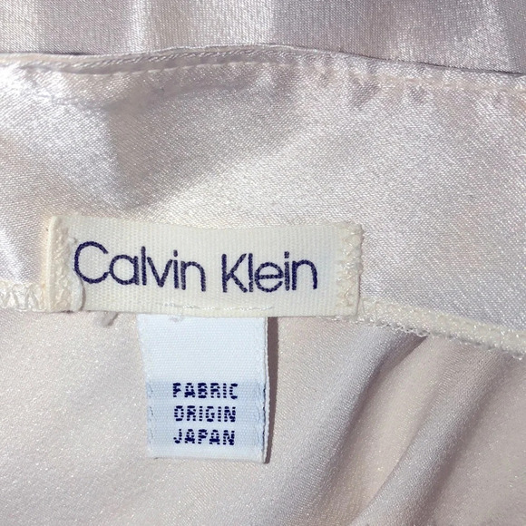 CALVIN Klein vintage small/medium ivory silky top - Picture 2 of 3